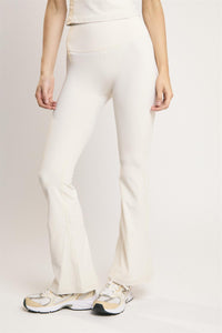 Signature White Flare Leggings