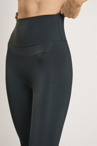 Signature Black Seamless Leggings