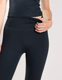 Agon Women's Black High Waisted Cropped Leggings